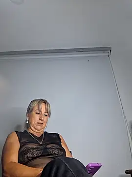 almaluna7 live sex cam