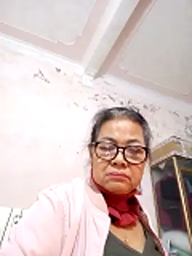 Hotestlove live sex cam