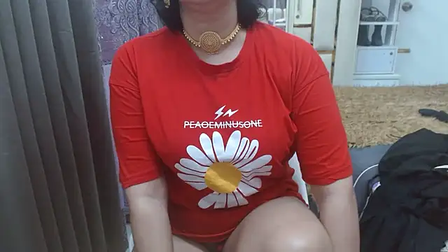 Lovelywife786 live sex cam