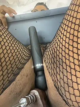 AinaraJimenez live sex cam