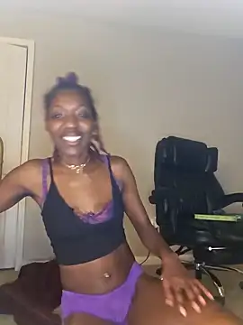 oliviaprettypussy's cam snapshot