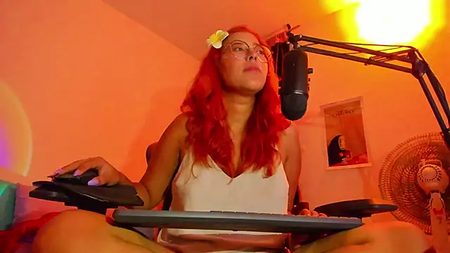 _Moon_Johnson's cam snapshot