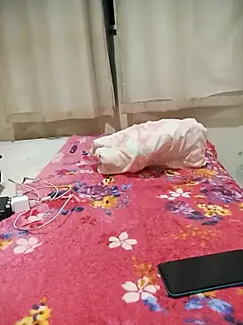 Fannyfoxfi's cam snapshot