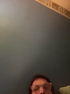 Thickerthenasnickerandkk's cam snapshot