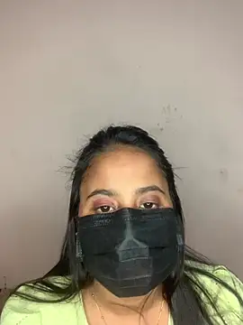 Priya_baby0's cam snapshot