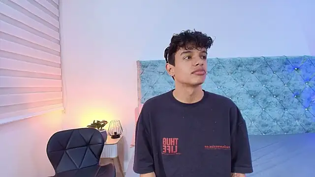 maxfrost_1 live sex cam