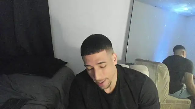 ThiagoLugo live sex cam