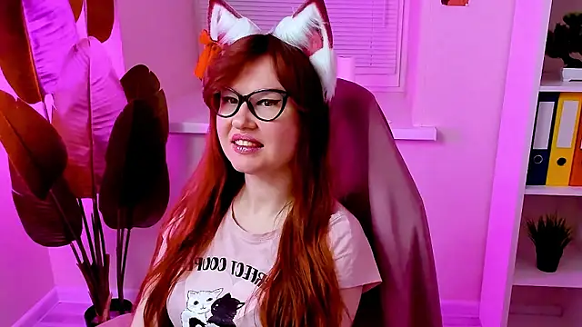 CarolGiggly live sex cam