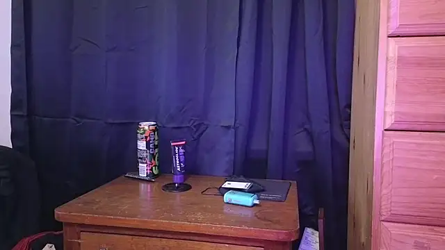 spazz247's cam snapshot