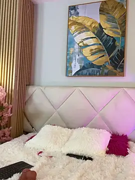 Mila_Hank_'s cam snapshot