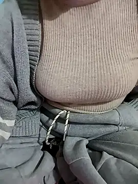 Emily-lonely live sex cam