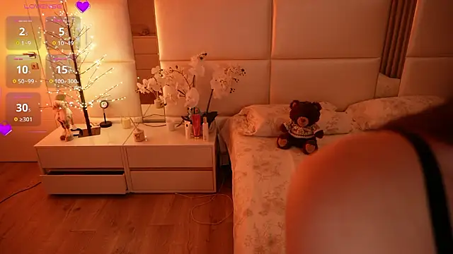 Lilly_Colins's cam snapshot