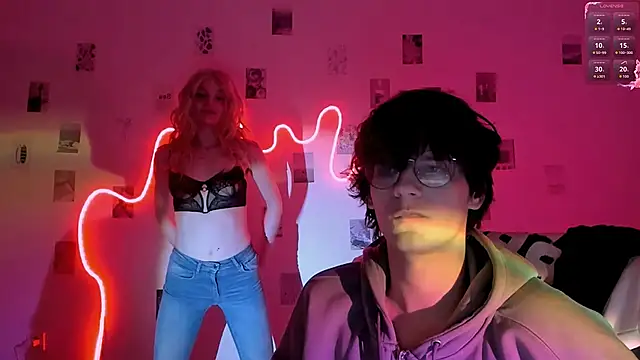 mia_starrr_'s cam snapshot