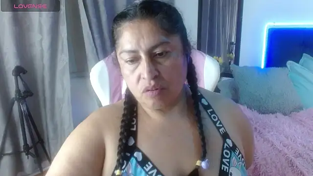 Keyla01_'s cam snapshot