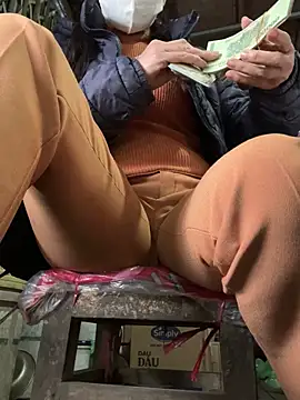 YANINA120 live sex cam