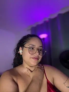 CurlyGirl_1 live sex cam