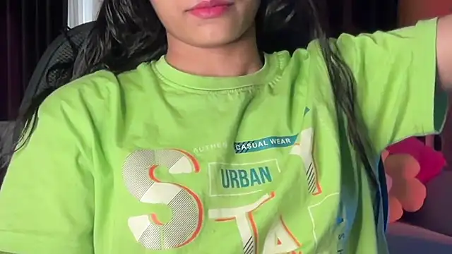 Wow-nisha live sex cam