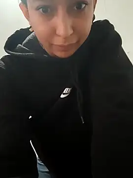 Vale_stone_'s cam snapshot