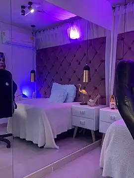 Auri__'s cam snapshot