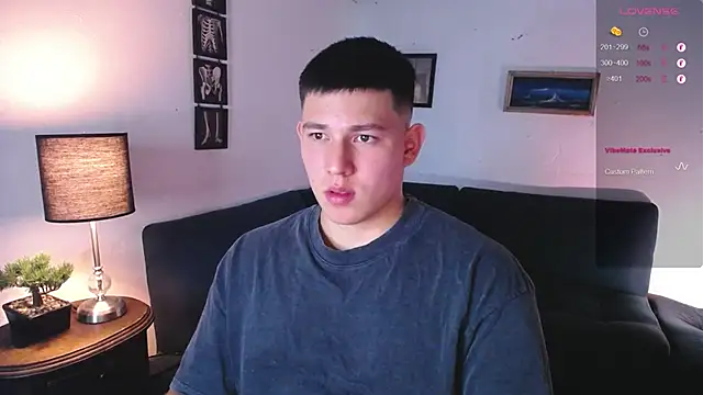 JamesCr_ live sex cam