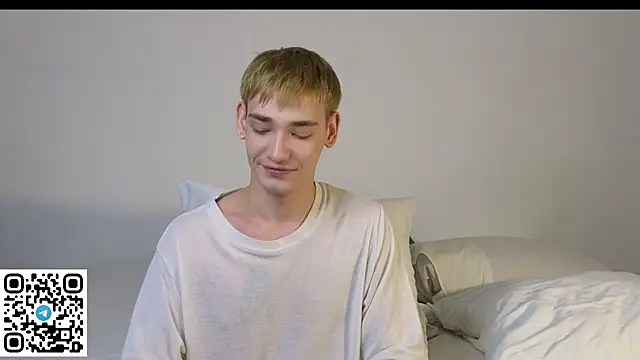 Julian_wins live sex cam