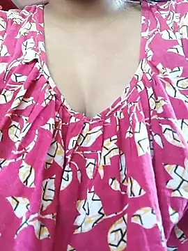 Sweet_Riya69's cam snapshot