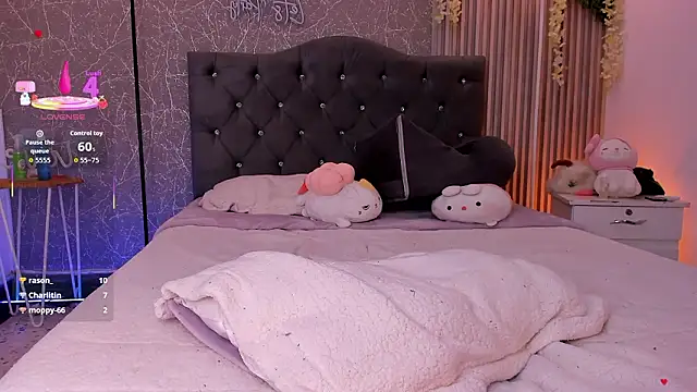 mialeia01 live sex cam