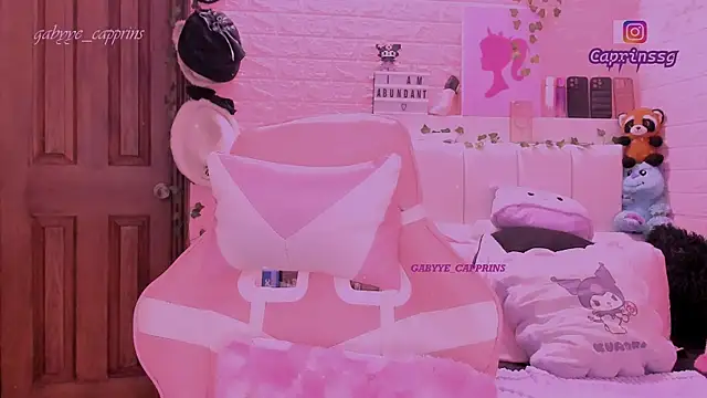 gabyye_capprins's cam snapshot