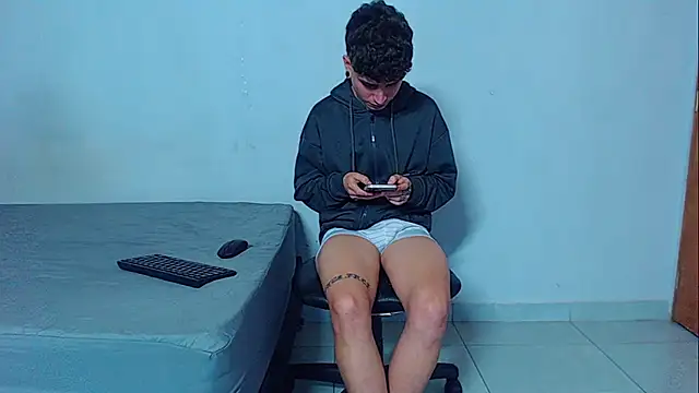 mikecoper_23 live sex cam