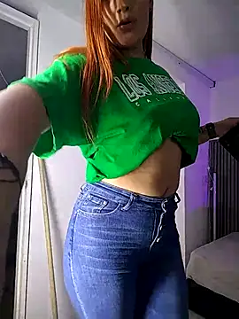 Celeste_Presstigge's cam snapshot