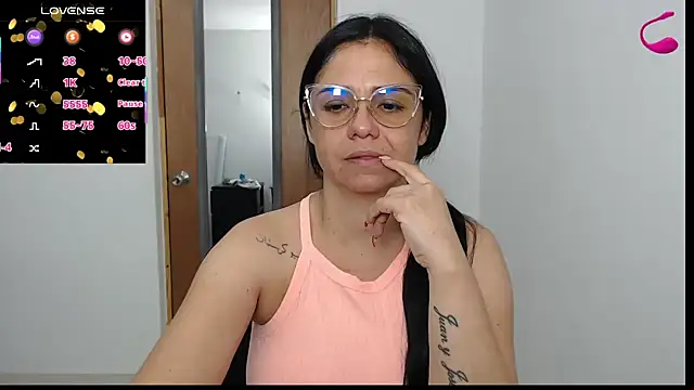 selena_ferri's cam snapshot