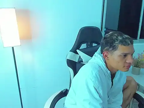 EL_VENEZOLANO_22CM live sex cam