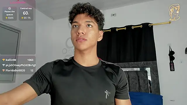 Maximiliano_Khalil live sex cam