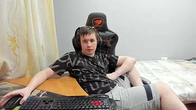 iliaskrislove live sex cam