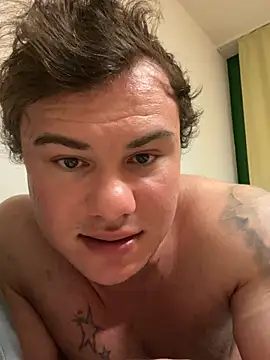 Aesthetics25's cam snapshot