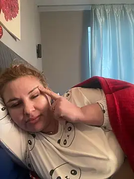 Passion-Blondy's cam snapshot