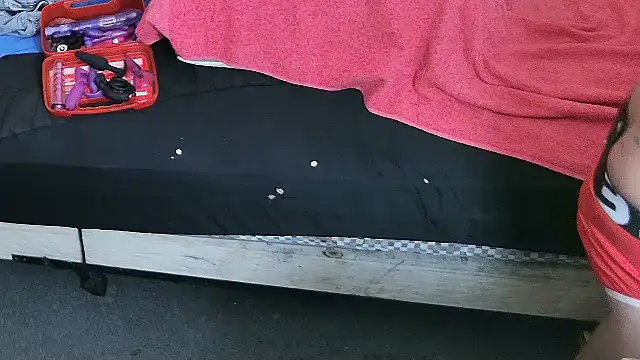 ROCKHARDDADDY86 live sex cam