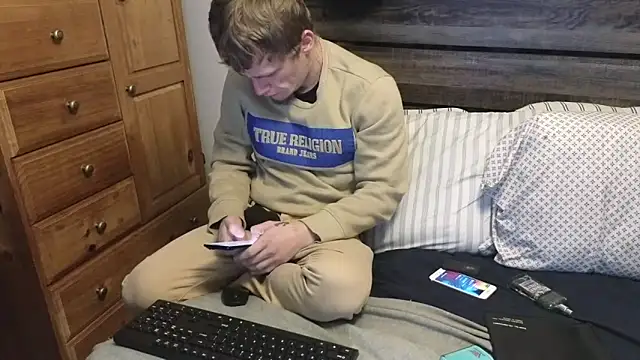 spazz247's cam snapshot