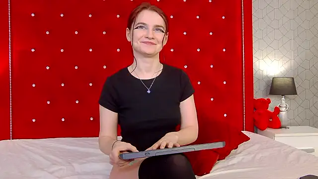 CherrySin's cam snapshot