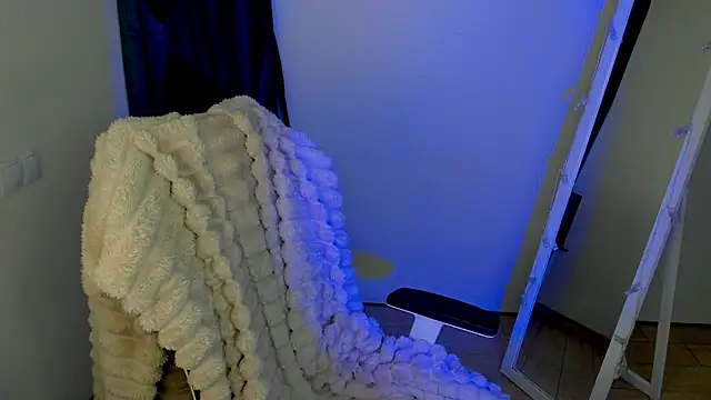 Catherine_e's cam snapshot