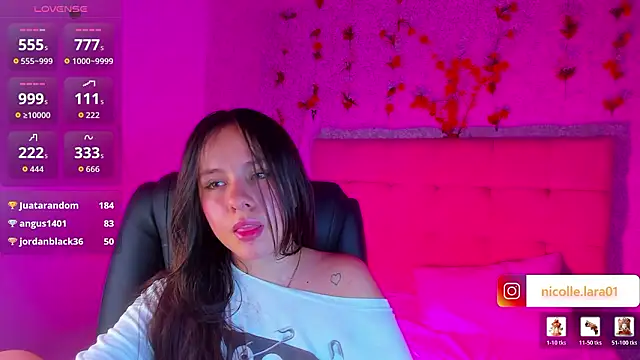 Kitty_Rose_CS's cam snapshot