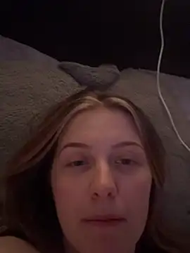 lovelyprincess2 live sex cam