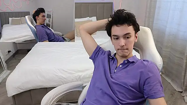 MoonlinSkinn live sex cam