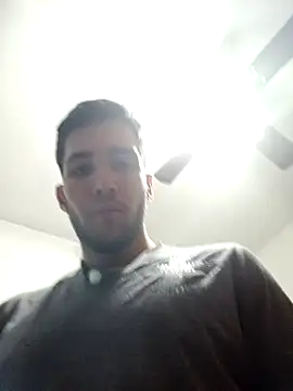 agustinn_r's cam snapshot