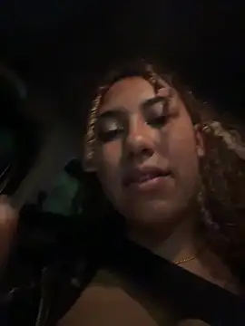 lauraltt live sex cam