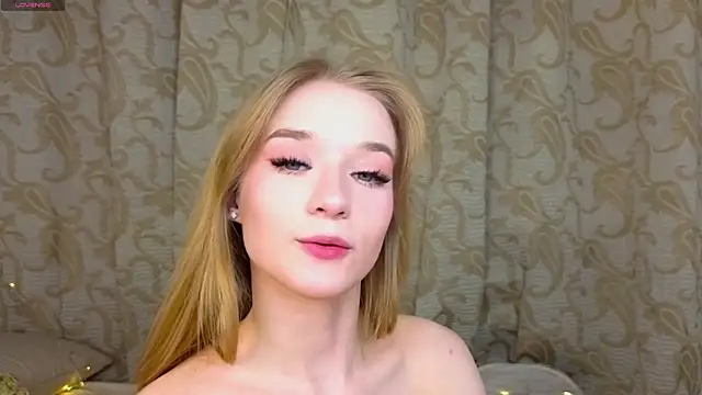 Emma_Frosty live sex cam