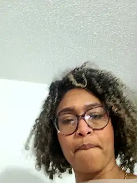 BiiancaEstradaa's cam snapshot