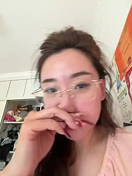 Jingjingxiang-520 live sex cam