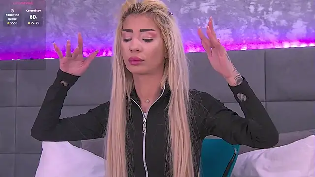 ApriLicious's cam snapshot