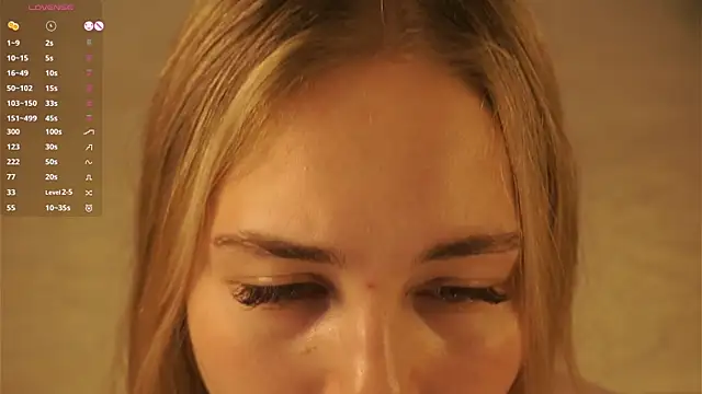 KarynPettas live sex cam